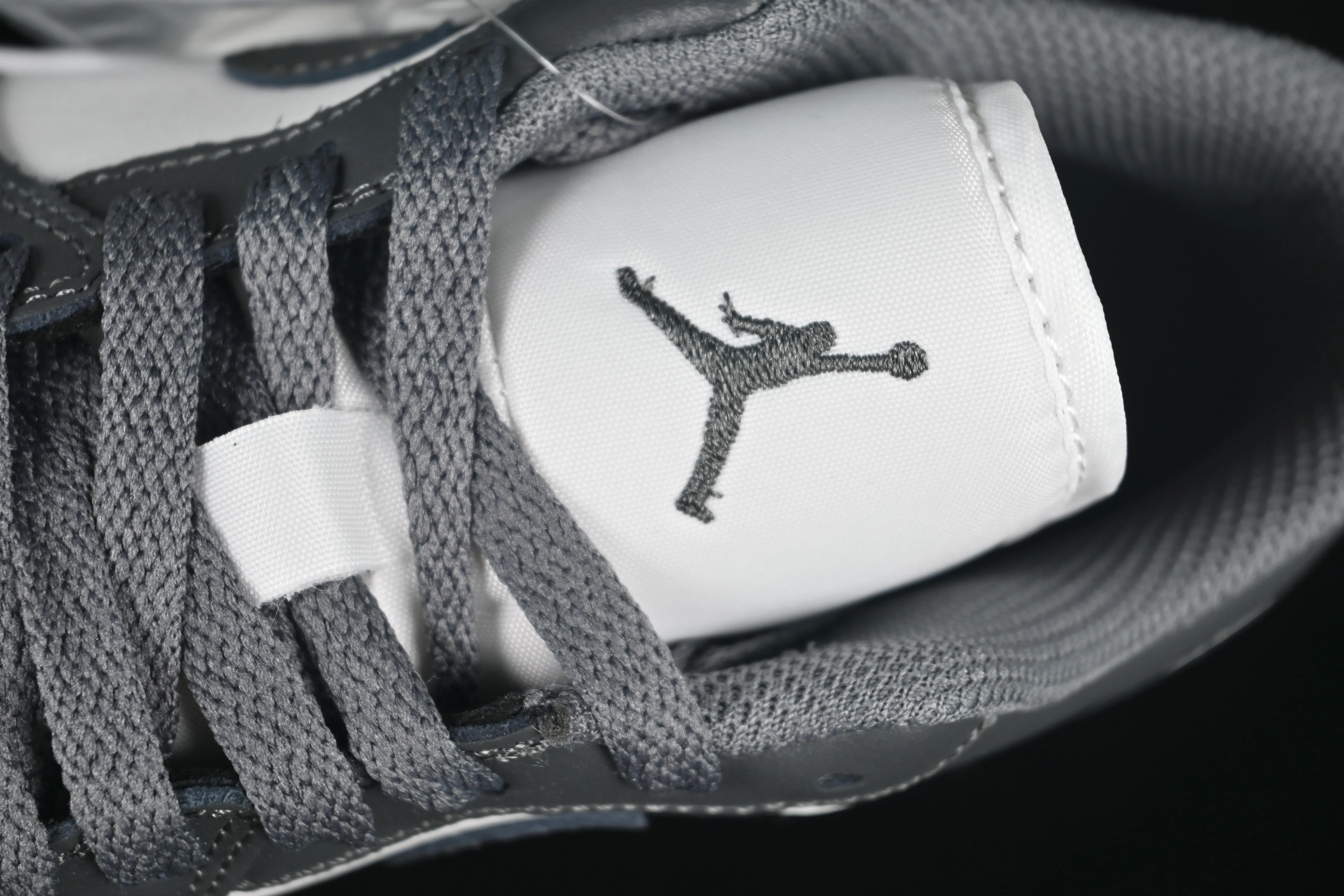 All categories Air Jordan Jordan series basketball shoes Air Jordan 1 Low Air Jordan 1 Low AJ1 Joe 1 white and gray color low-top cultural and casual sneakers 553558-044